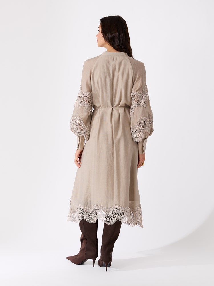 Ella kjole 17514522_MNA 17_Ella kjole I5C.jpg_