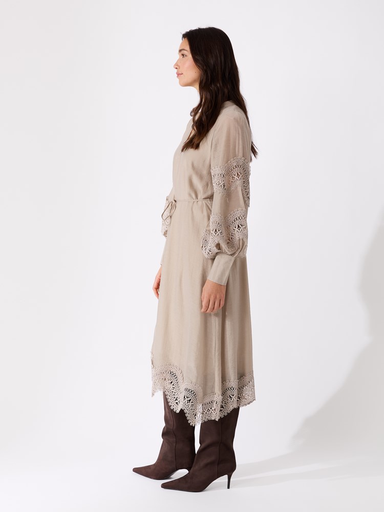 Ella kjole 17514522_MNA 9.jpg_