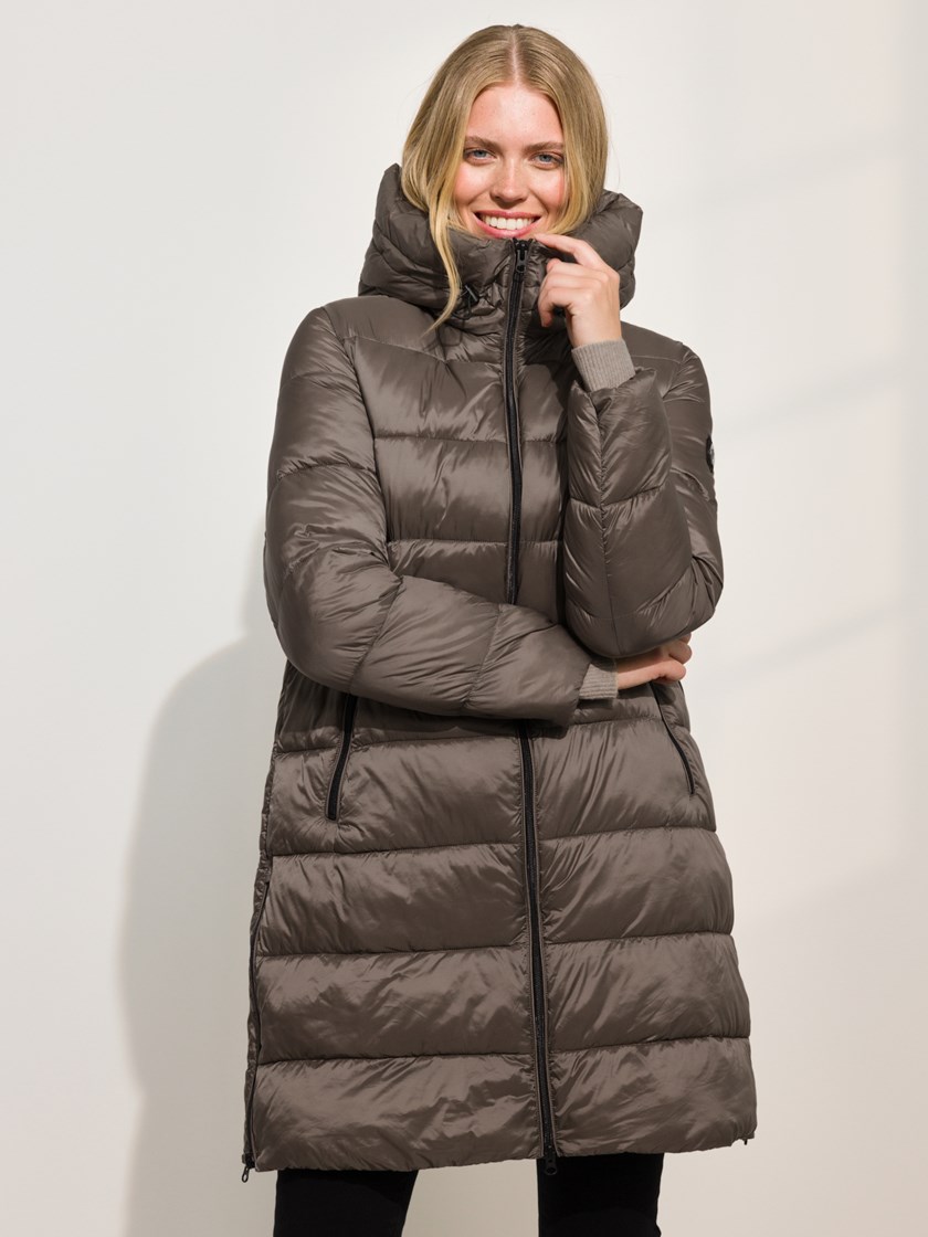 7508659 AGP 7051644833649_3_f_Pernille jakke AGP.jpg_