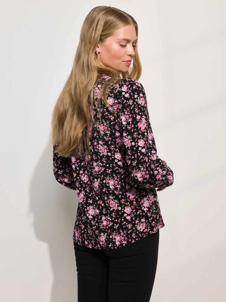 Ariella bluse 7051644855290_b_Ariella bluse CAB_Ariella bluse CAB 7508652.jpg_