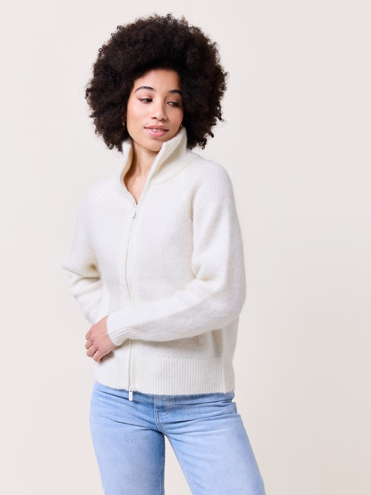 Carmela cardigan 7051644984600 15.jpg_