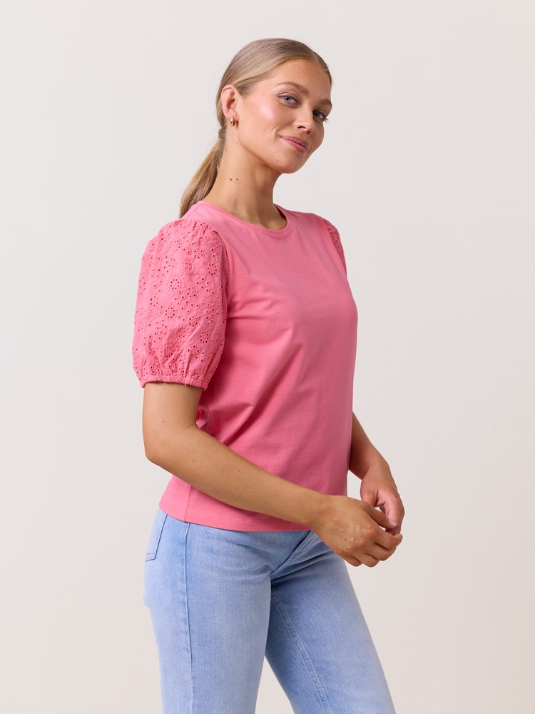 Nina t-skjorte 7051645237286 5_Nina t-skjorte MNZ_Nina t-skjorte MNZ 7511473.jpg_