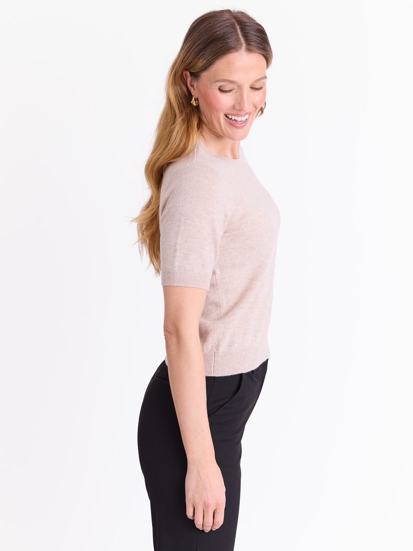 7512595 AMA 7051645254887 8_AMA_Vita merinotopp AMA_Vita merinotopp AMA 7512595.jpg_