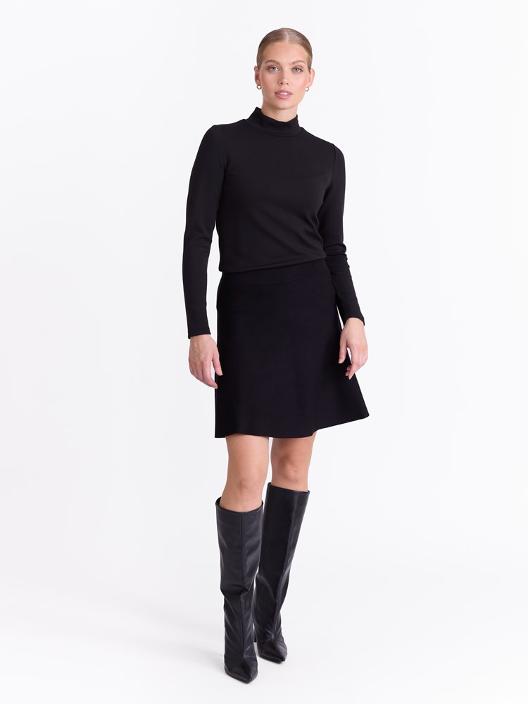 Melinda pologenser 7051645260482 4_Melinda pologenser ID2_Melinda pologenser ID2 7512658.jpg_