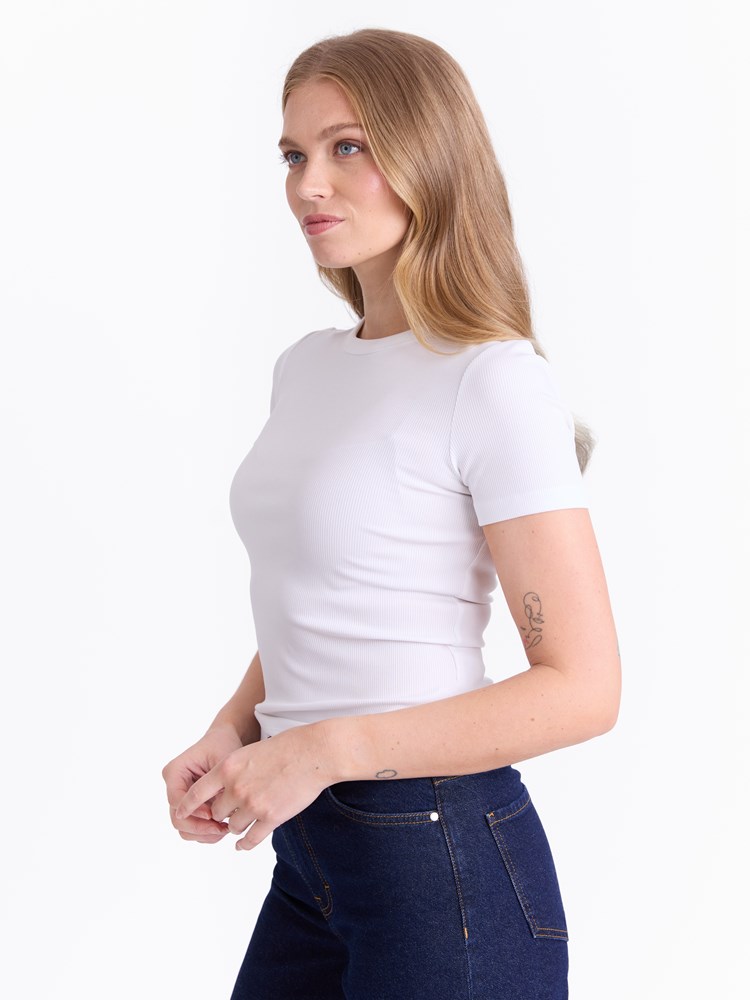 Liv ribbet t-skjorte 7051645261175 17_Liv ribbet t-skjorte O68_Liv ribbet t-skjorte O68 7512585.jpg_