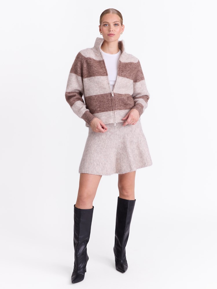 Carmela cardigan 7051645261939 4_AO9_Carmela cardigan AO9_Carmela cardigan AO9 7512344.jpg_