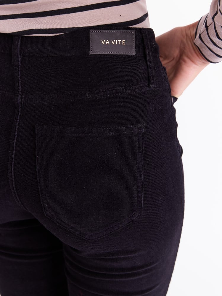 Sophia straight cord 7051645264428 14_Sophia straight cord C18_Sophia straight cord C18 7512197.jpg_