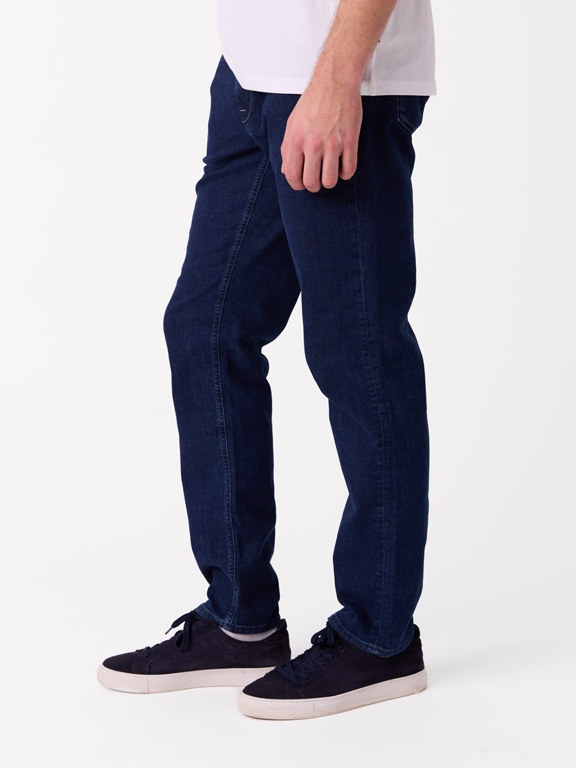 7513356 D05 7051645320278 17_D05_Leroy deep blue stretch D05.jpg_