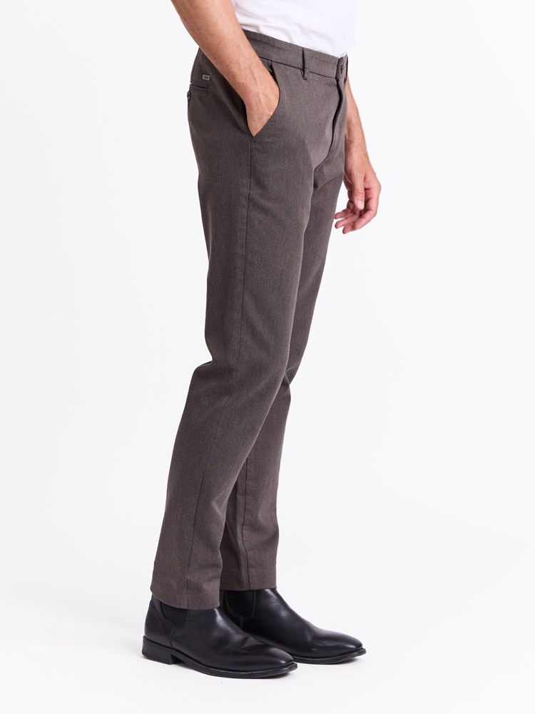 Lorenzo melert chino 7051645321268 8_Lorenzo melert chino AIQ 7512205.jpg_