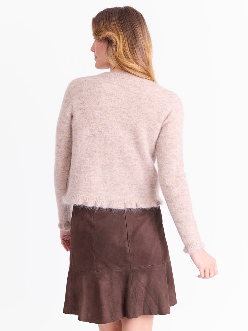 7513318 AMA 7051645336194 16_Frida cardigan AMA.jpg_