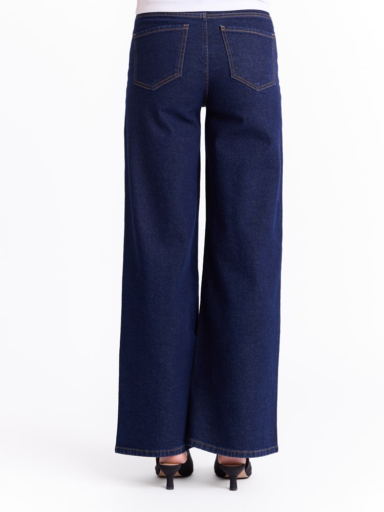 Estelle wide jeans 7051645349750 12_Estelle wide jeans EHJ 7512867.jpg_