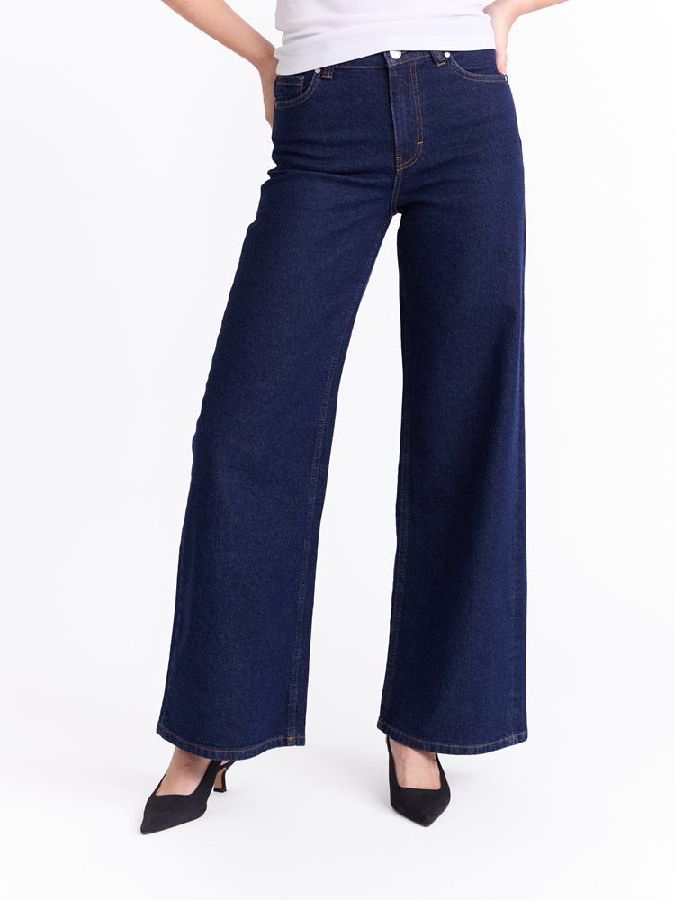 Estelle wide jeans 7051645349750 7_Estelle wide jeans EHJ 7512867.jpg_