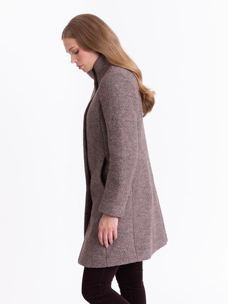 Marita boucle kåpe 7051645373304 10_Marita boucle kåpe AGP_Marita boucle kåpe AGP 7509983.jpg_