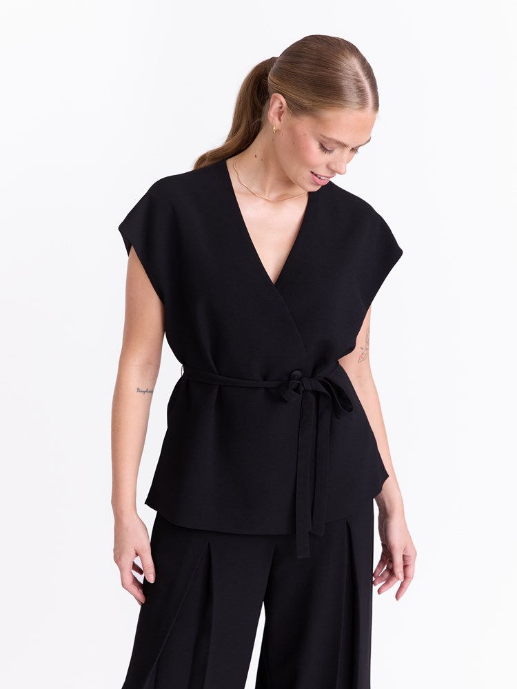 Rivoli waistcoat 7051645374820 20_Rivoli waistcoat ID2_Rivoli waistcoat ID2 7512754.jpg_