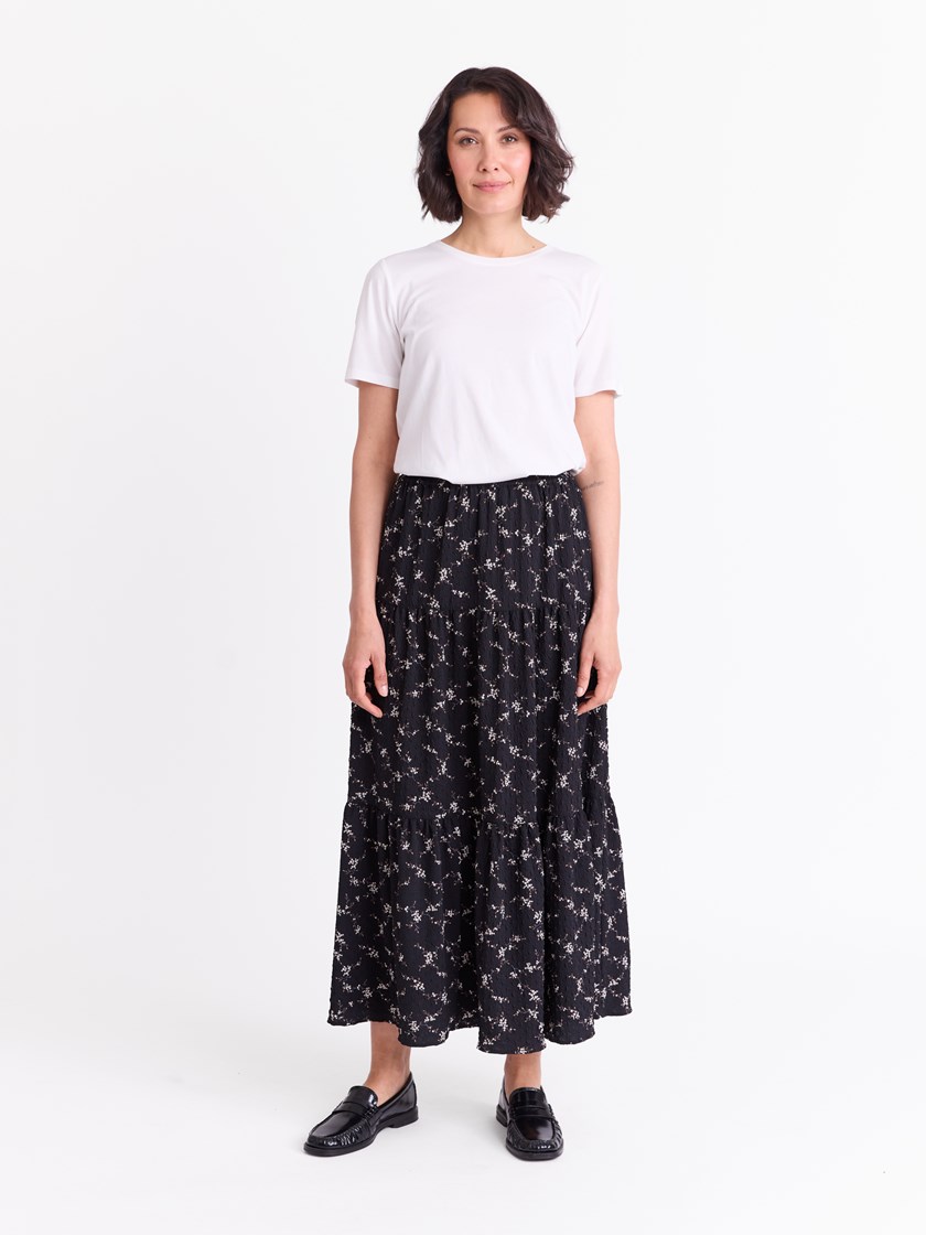 7512599 ID2 7051645395702_Elina skjørt ID2 7512599.jpg_