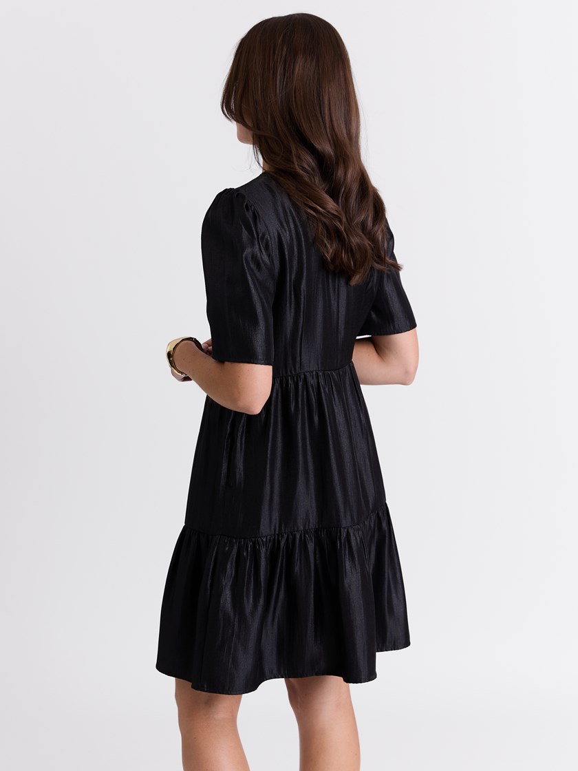 7512995 ID2 7051645399830 20_Charlene kjole ID2.jpg_