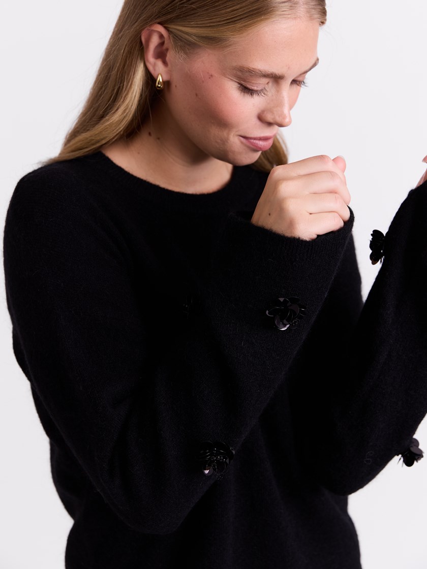 7514027 ID2 7051645428707 20_ID2_Ling genser ID2.jpg_