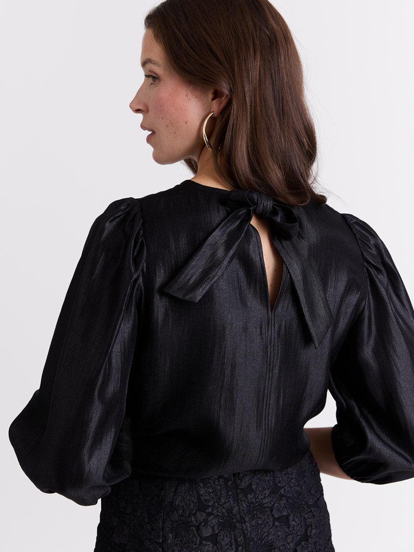 7513391 ID2 7051645430519 41_Charlene bluse ID2.jpg_