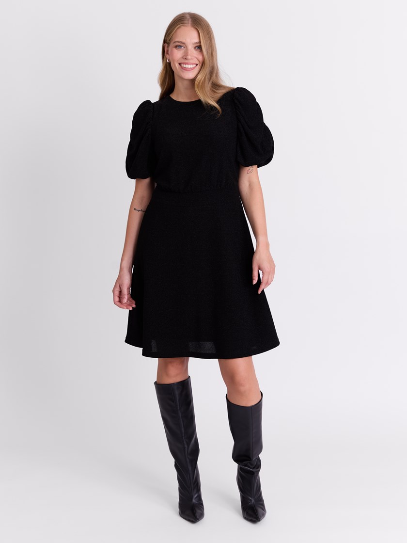 7514280 ID2 7051645454614 8_Emira glitterkjole ID2.jpg_