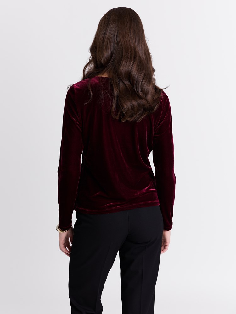 Cara velourtopp 7051645457219 19_Cara velourtopp MWH_Cara velourtopp MWH 7514302.jpg_