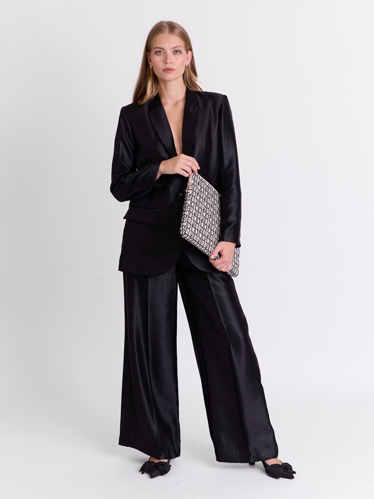 Donna pc cover 7051645460486 15_Donna pc cover ID2_Donna pc cover ID2 7513561.jpg_