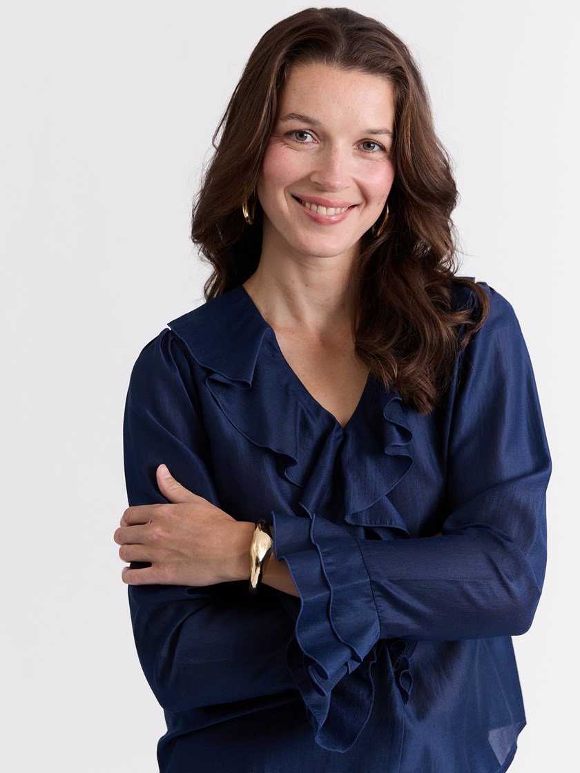 7512911 EM1 7051645462756 29_Mya bluse EM1.jpg_