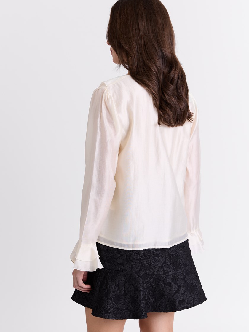 7512911 O79 7051645462824 24_Mya bluse O79.jpg_