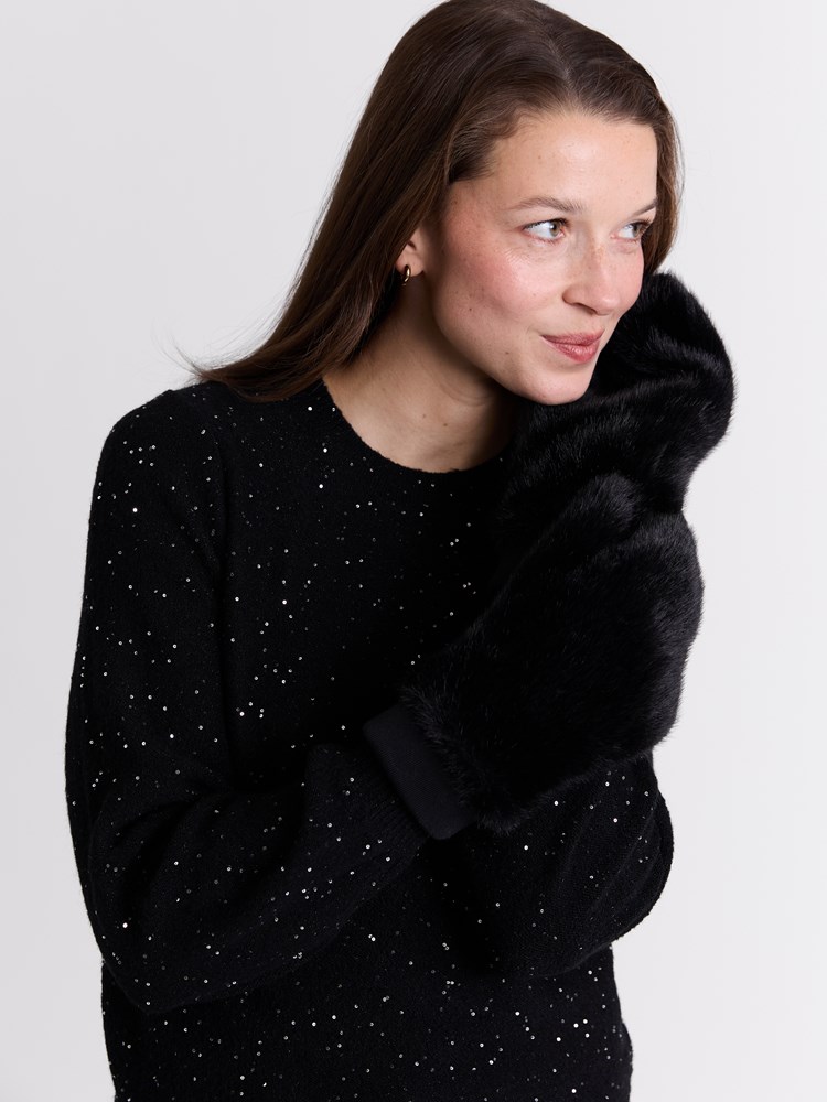 Hailee vott 7051645466358 51_Hailee vott ID2_Hailee vott ID2 7513786.jpg_