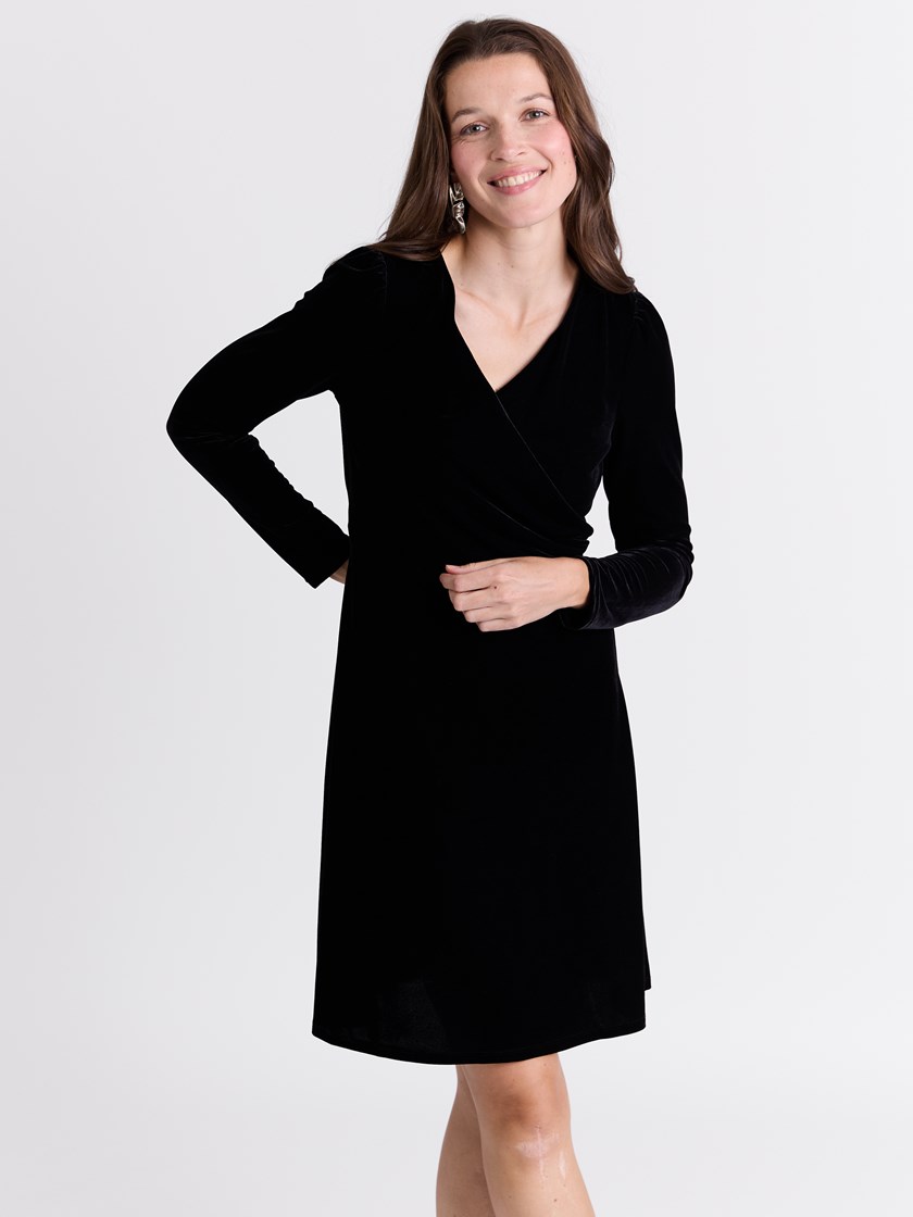 7513966 ID2 7051645469724 19_Camelia velourkjole ID2.jpg_