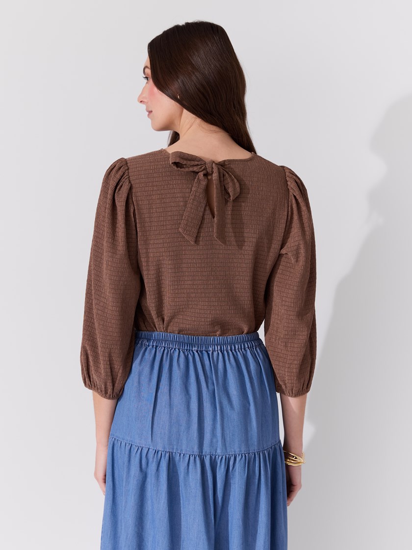 7514629 AEY 7051645479365 5_AEY_Ally topp AEY.jpg_