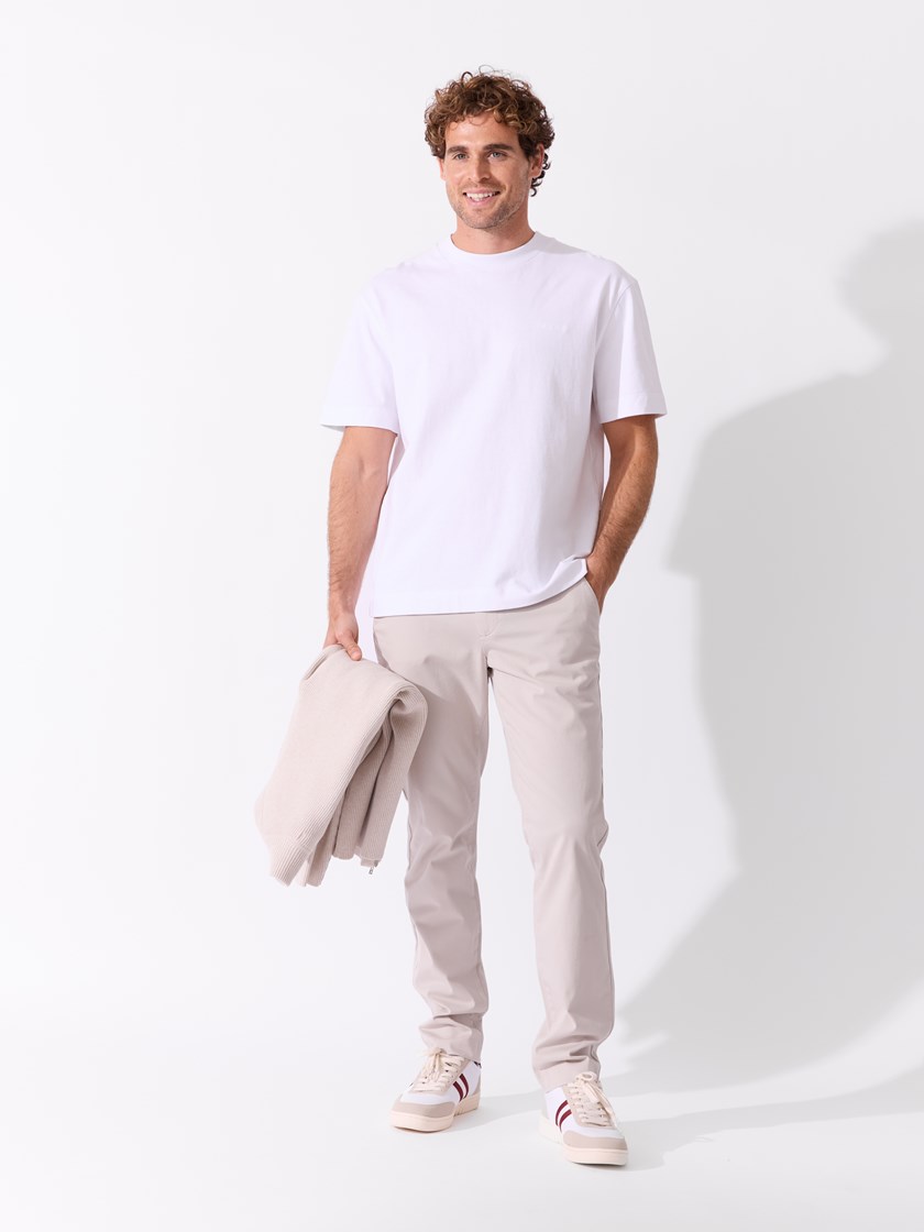 7514670 I4O 7051645489234 12_I4O_Lorenzo chino I4O.jpg_