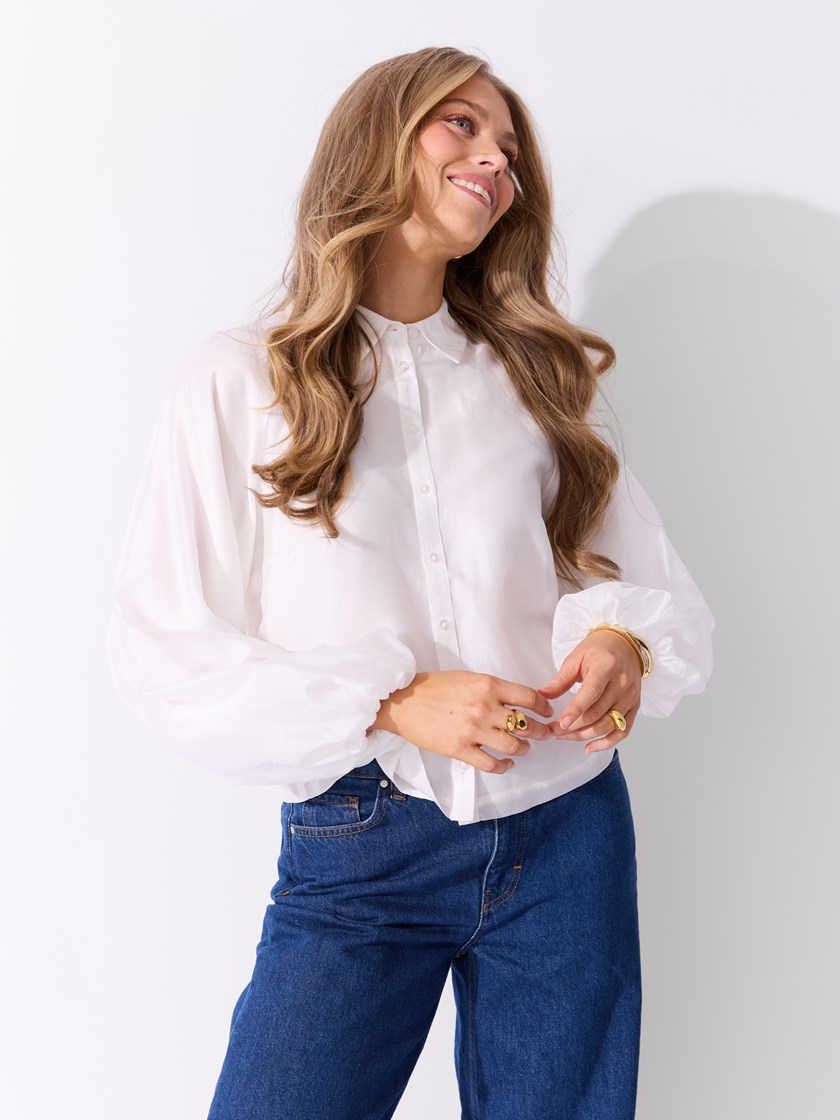 7514829 O68 7051645527738 16_O68_Stella bluse O68.jpg_