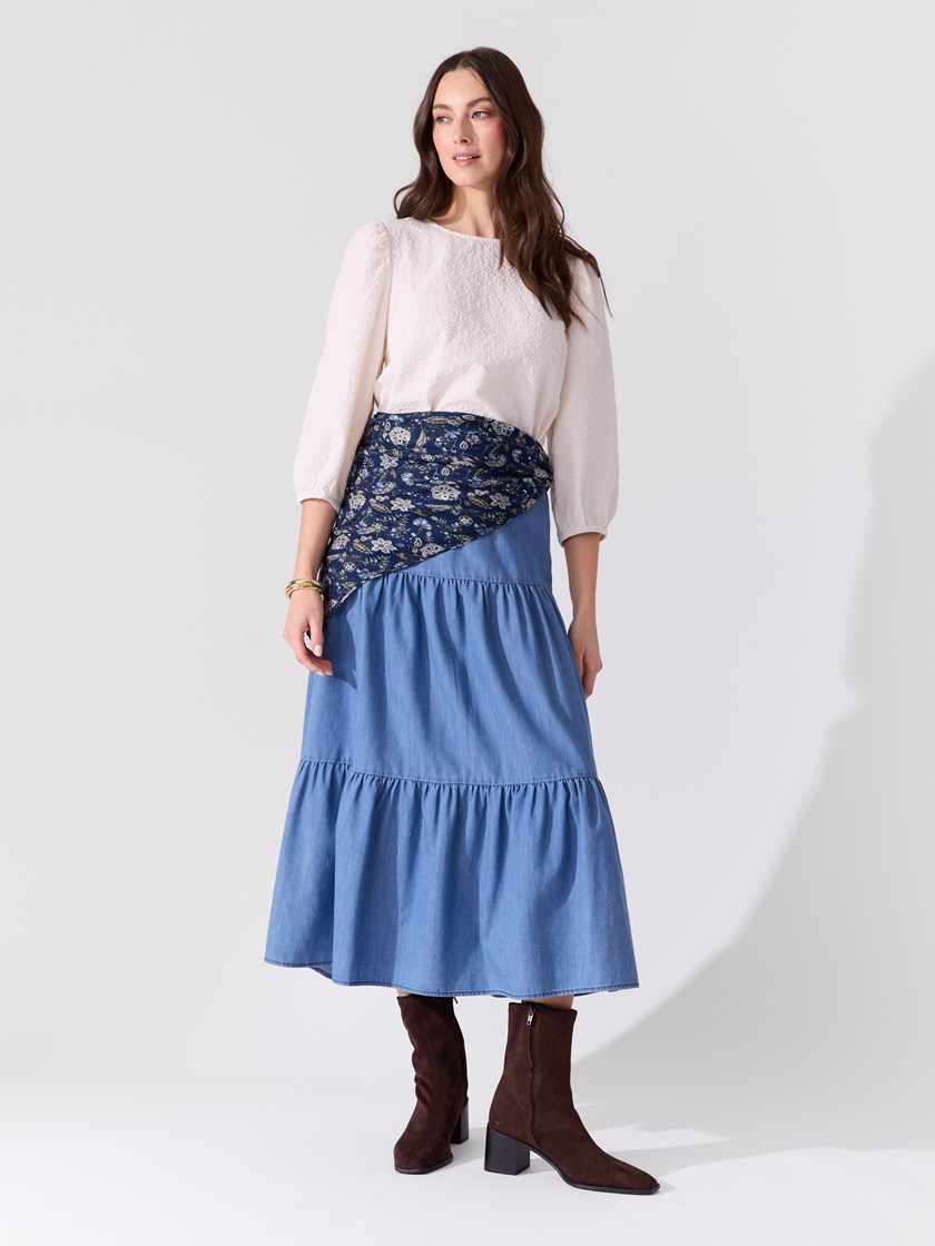 7514663 O79 7051645535474 18_O79_May bluse O79.jpg_