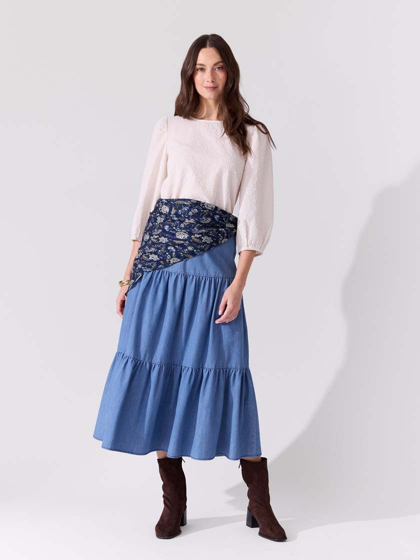 7514663 O79 7051645535474 25_O79_May bluse O79.jpg_