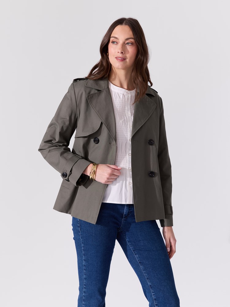 Mila kort trenchcoat 7051645539687 14_Mila kort trench R31_Mila kort trenchcoat R31.jpg_