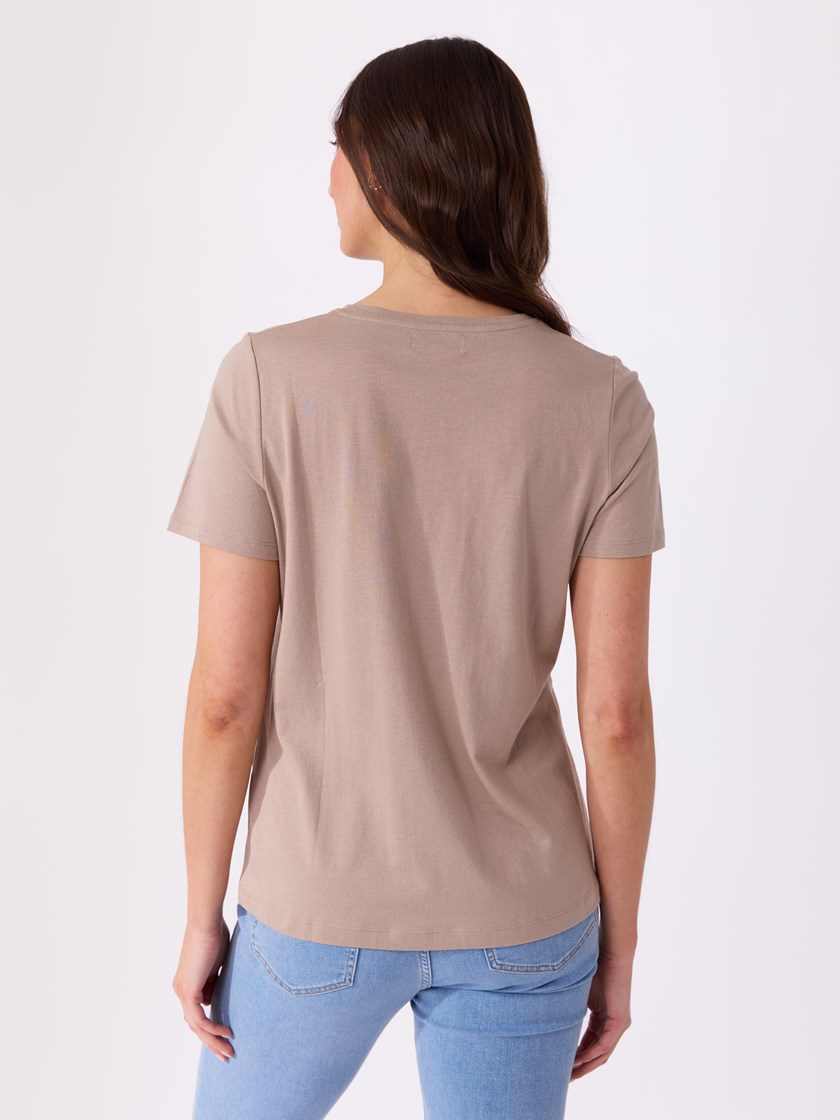 7514482 I5C 7051645540188 6_I5C_Ava t-skjorte I5C_Ava t-skjorte I5C 7514482.jpg_