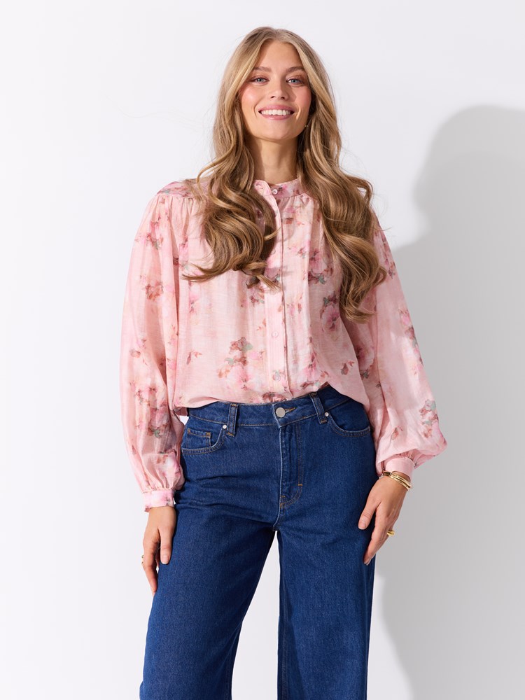 Elessar blomster bluse 7051645543134 28_MLC_Elessar blomster bluse MLC_Elessar blomster bluse MLC 7514984.jpg_