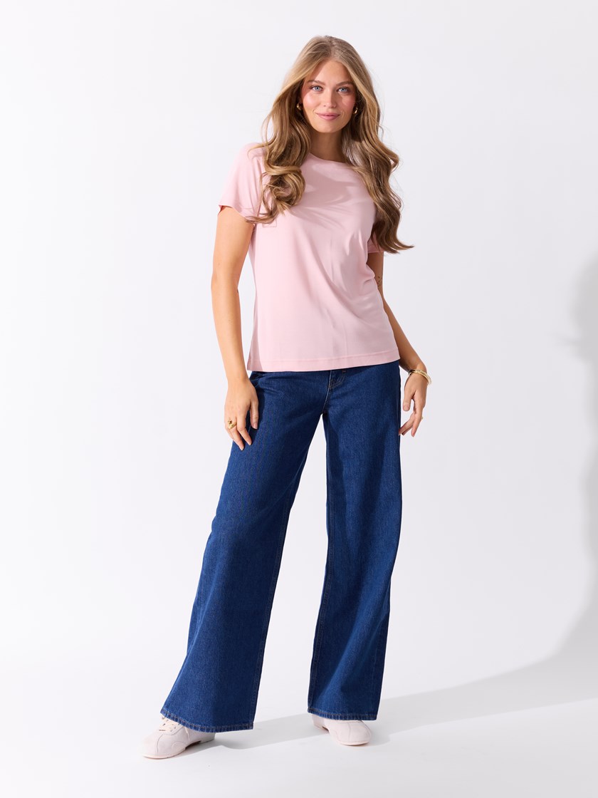 7513938 MLC 7051645543783 9_MLC_Lisa t-skjorte MLC.jpg_