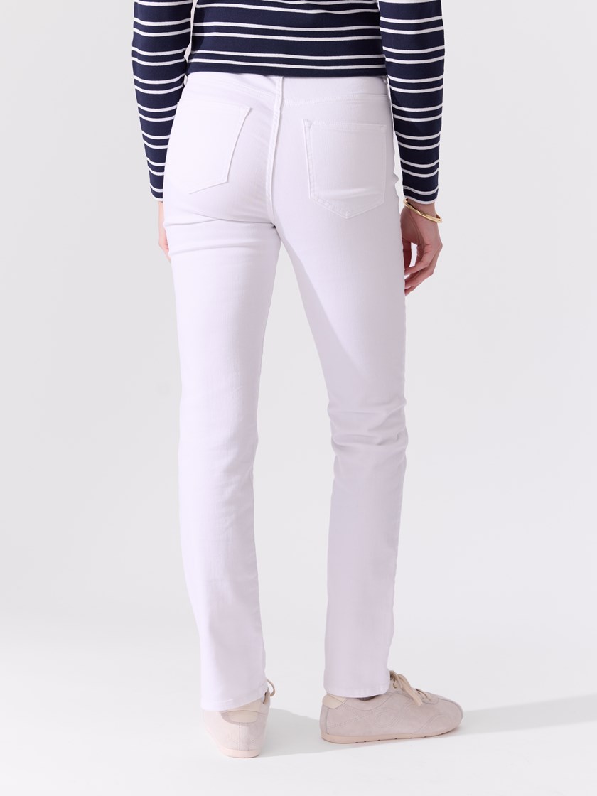 7514047 O68 7051645576729 16_Sophia straight jeans O68.jpg_