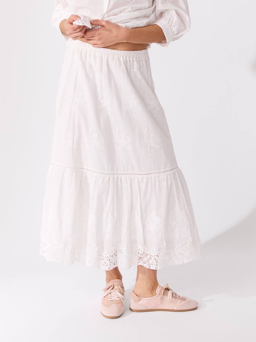 7515498 O68 7051645675972 1_Kiara skjørt O68.jpg_