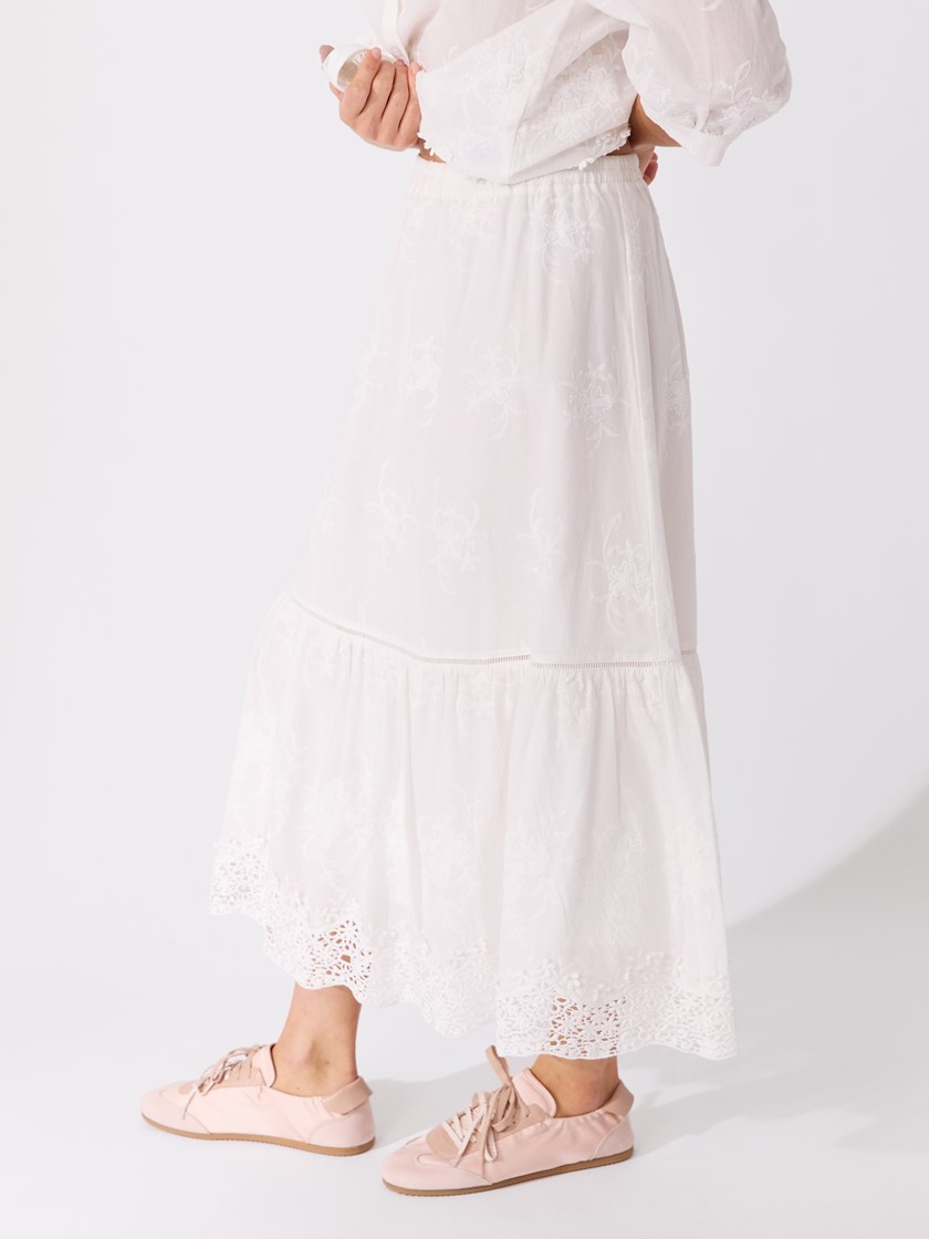 7515498 O68 7051645675972 6_Kiara skjørt O68.jpg_