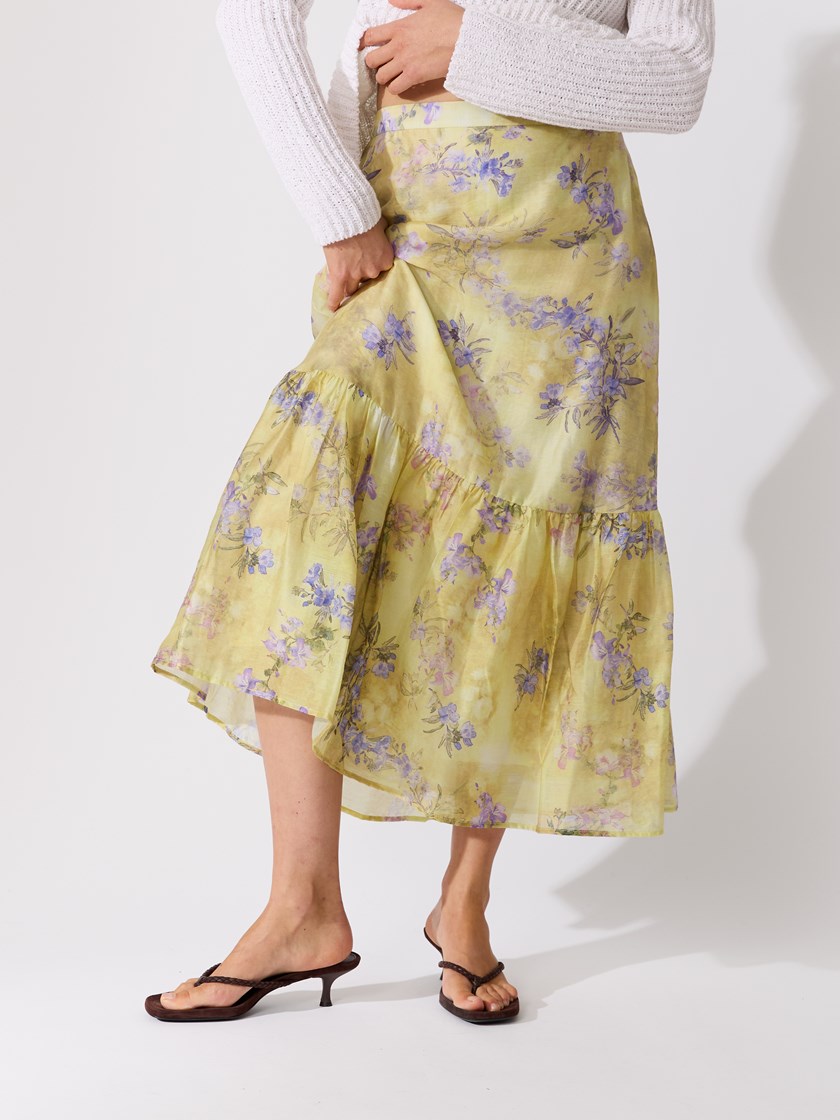 7515796 S47 7051645678706 19_Vendela skjørt S47.jpg_