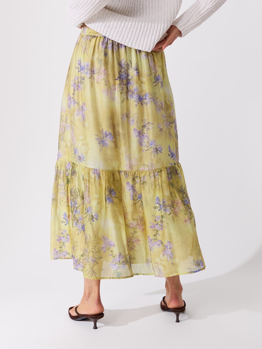 7515796 S47 7051645678706 4_Vendela skjørt S47.jpg_