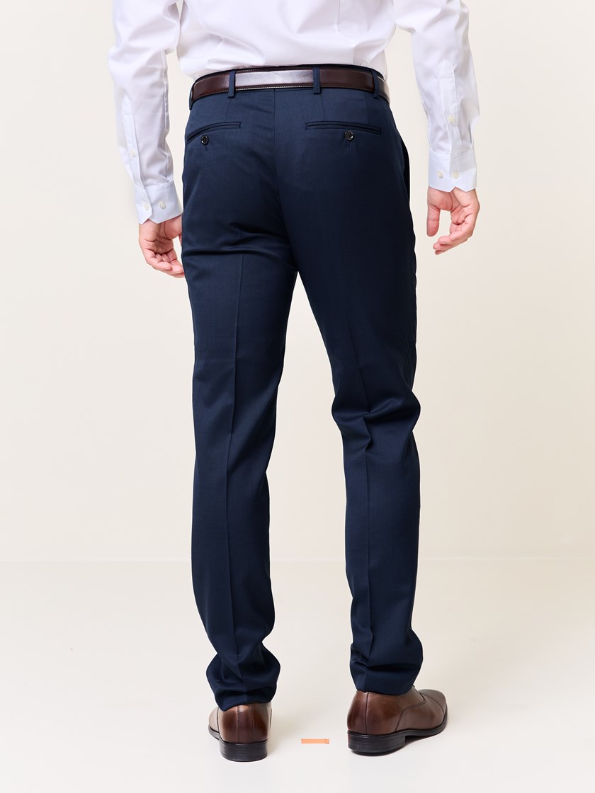 7207249 EM1 7207249_EM1-MARIOCONTI-NOS-Modell-Front_chn=match_8501_Donato Dario dressbukse EM1.jpg_Front