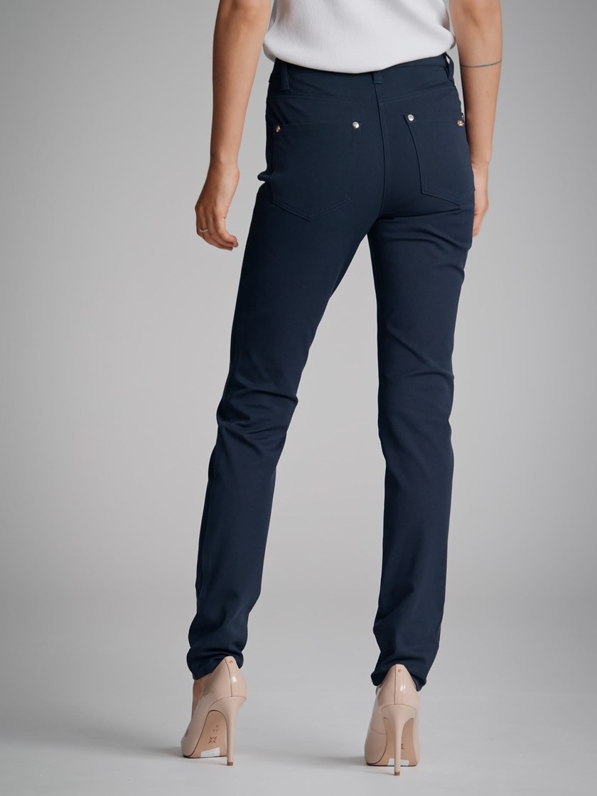 7207670 EN9 7207670_EN9-MARIEPHILIPPE-NOS-Modell-Back_chn=match_3239_Paris Bukse EN9_7207670 EN9.jpg_Back||Back
