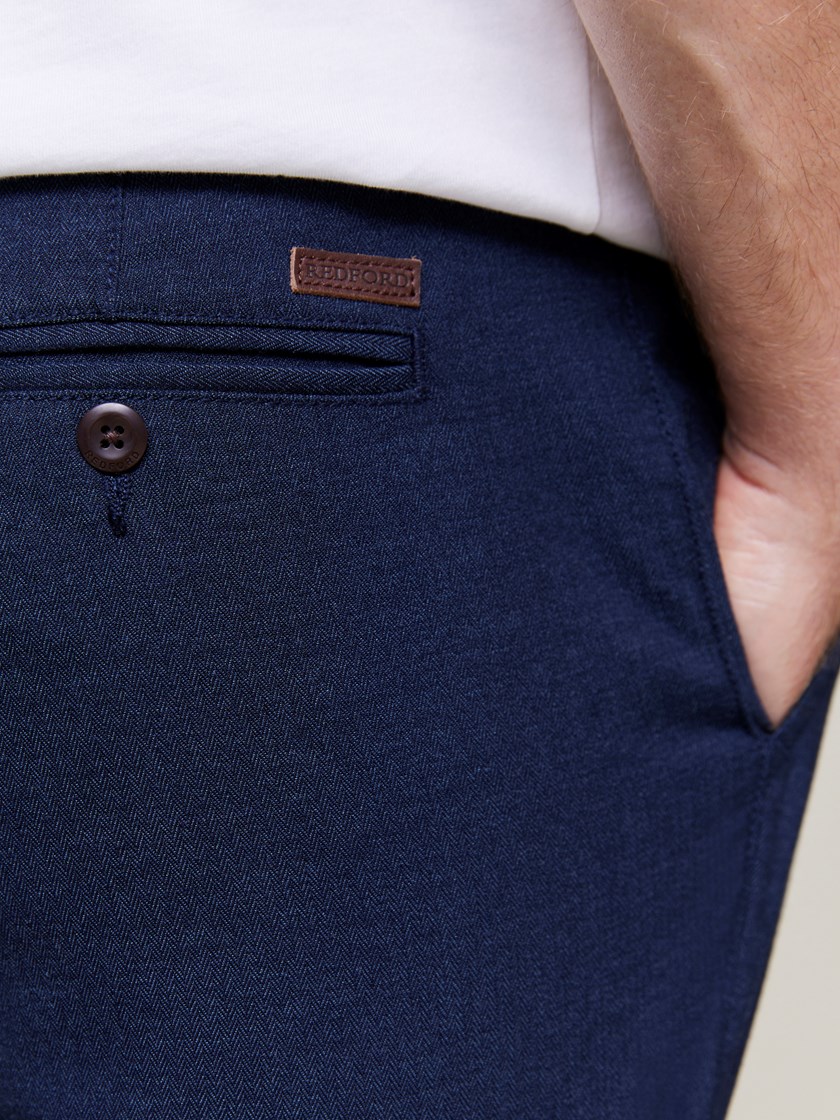 7220837 C29 7220837_C29-REDFORD-NOS-Modell-Back_chn=match_5594_Christer herringbone chinos C29.jpg_Back||Back