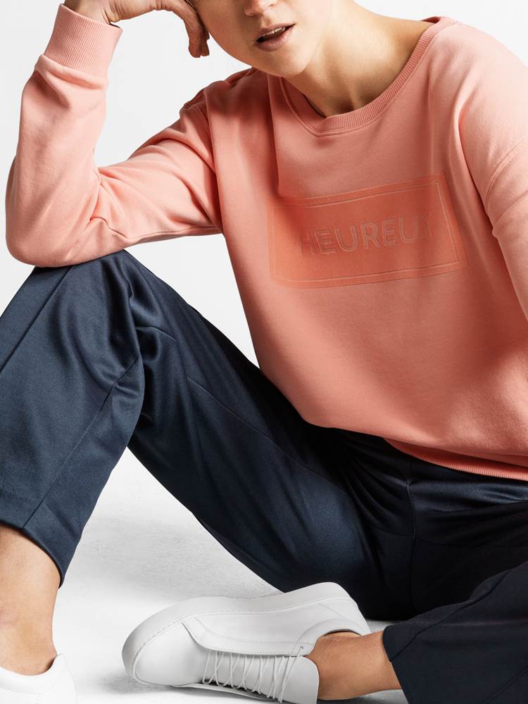 Adalene Collegegenser 7234299_JEAN PAUL_ADALENE SWEAT_FRONT2_S_MMV_Adalene Collegegenser MMV.jpg_