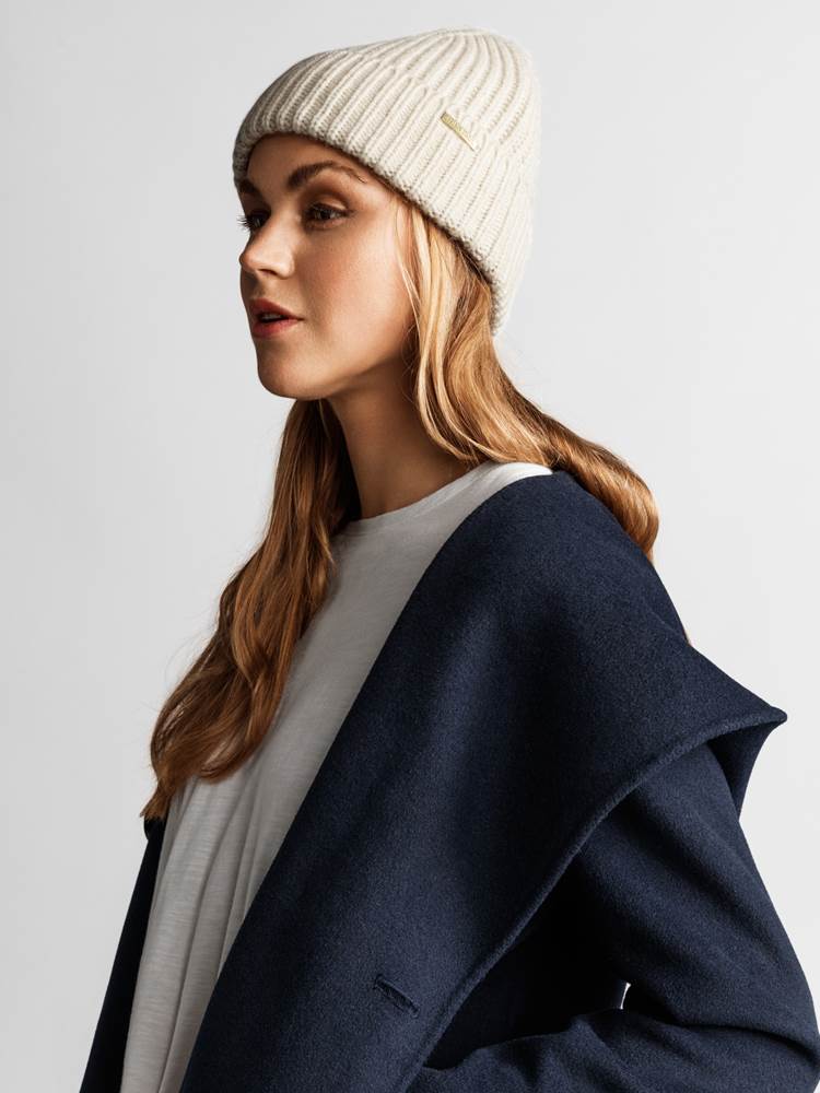 Cher Lue 7234320_JEAN PAUL_CHER BEANIE_FRONT_O79_Cher Lue O79.jpg_