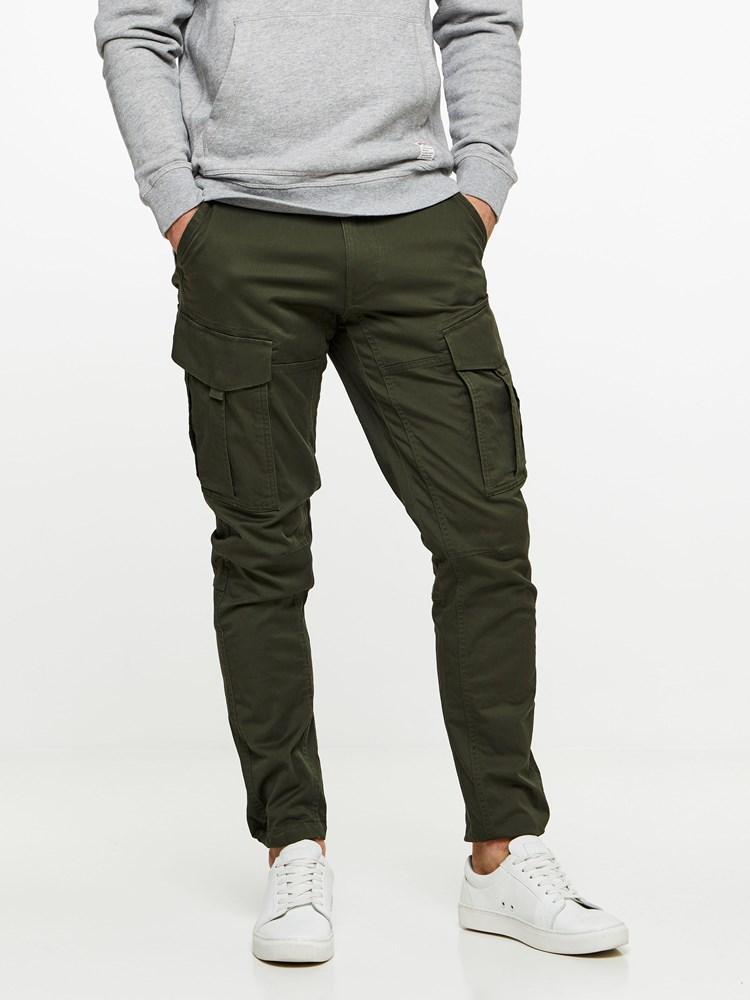 CARGO STRETCH PANT 7239656_GUC-HENRYCHOICE-A19-Modell-front_97759_CARGO STRETCH PANT GUC.jpg_Front||Front
