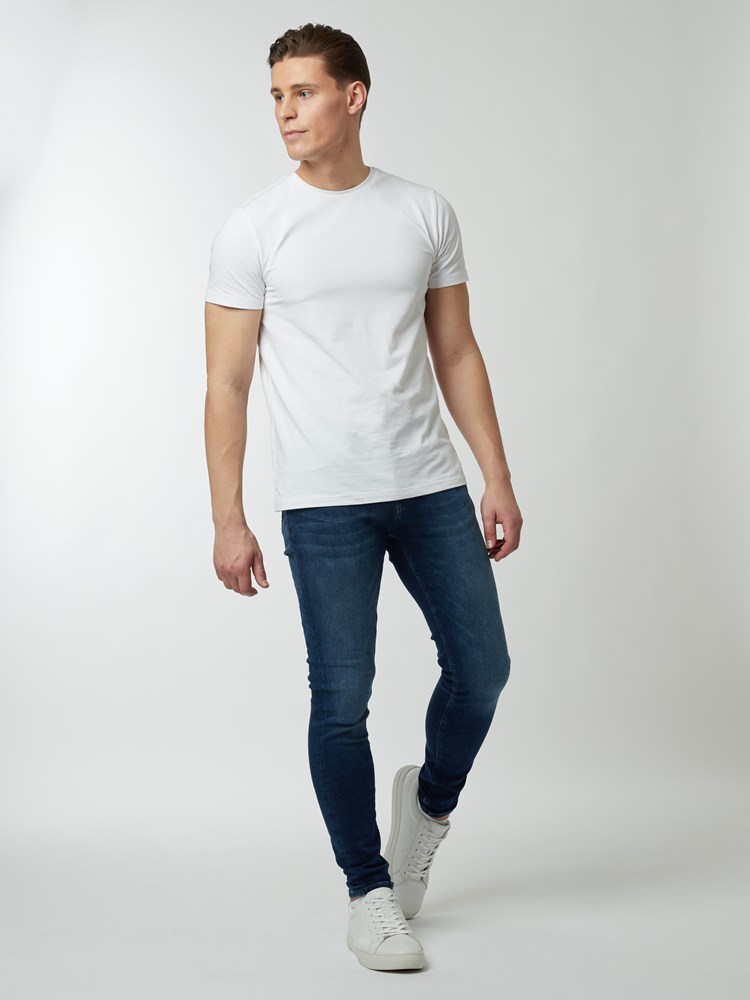 SKINNY STAN BLUE SUPER STRETCH JEANS 7242635_D06-HENRYCHOICE-S20-Modell-front_580.jpg_SKINNY STAN BLUE SUPER STRETCH JEANS D06_SKINNY STAN BLUE SUPER STRETCH JEANS D06 7242635.jpg_Front||Front